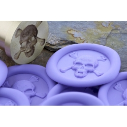 3D Skull and Cross Bones 'Peel and Stick' Wax Seal 3D Skull and Cross Bones 'Peel and Stick' Wax Seal